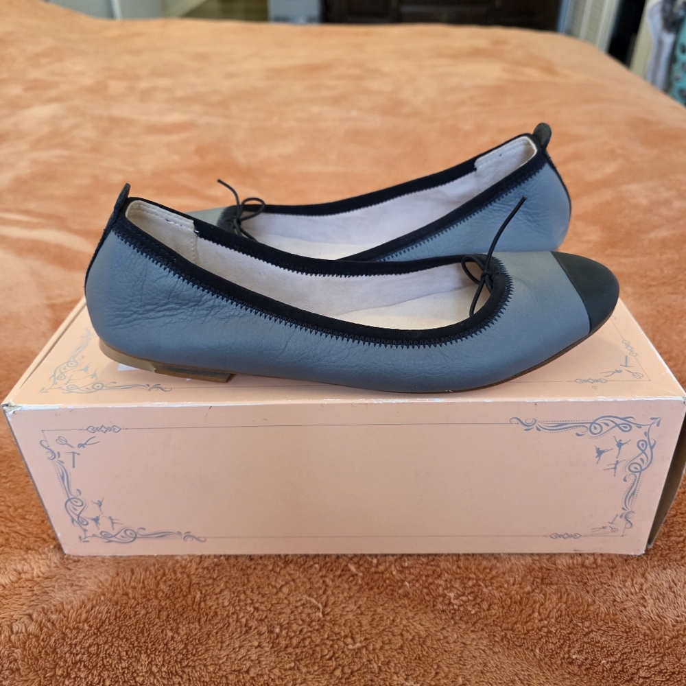 Bloch Womens Gray Black Rigel Ballerina Oxford Flats Shes size 9.5M